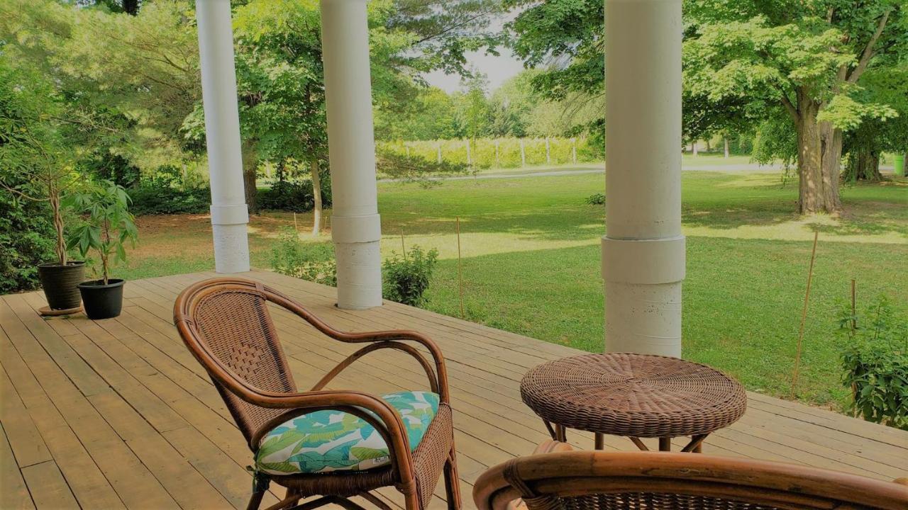 Auberge Du Vignoble Bromont Eksteriør bilde