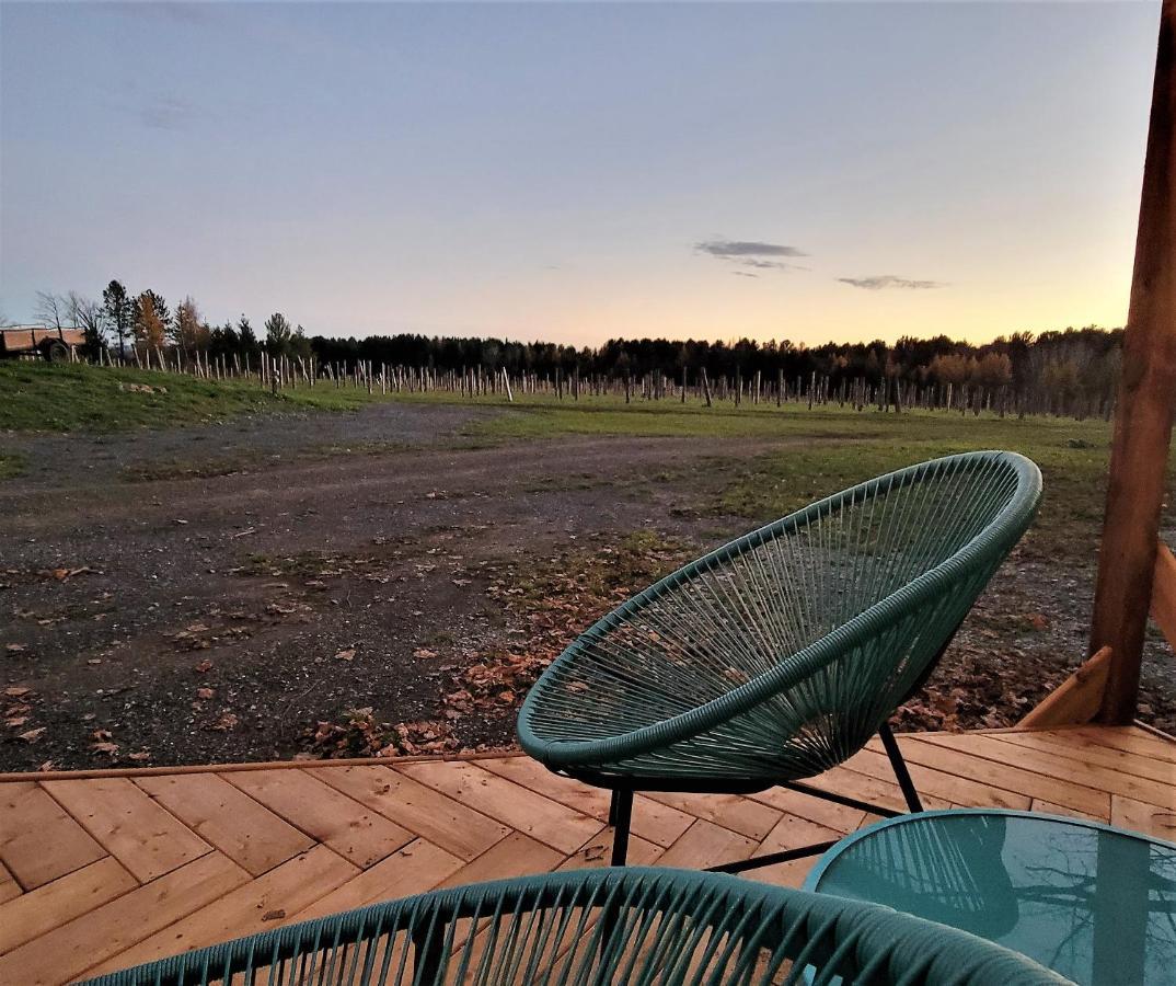 Auberge Du Vignoble Bromont Eksteriør bilde