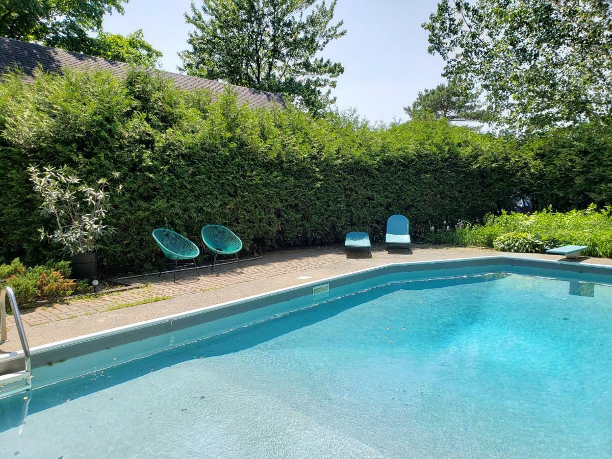 Auberge Du Vignoble Bromont Eksteriør bilde